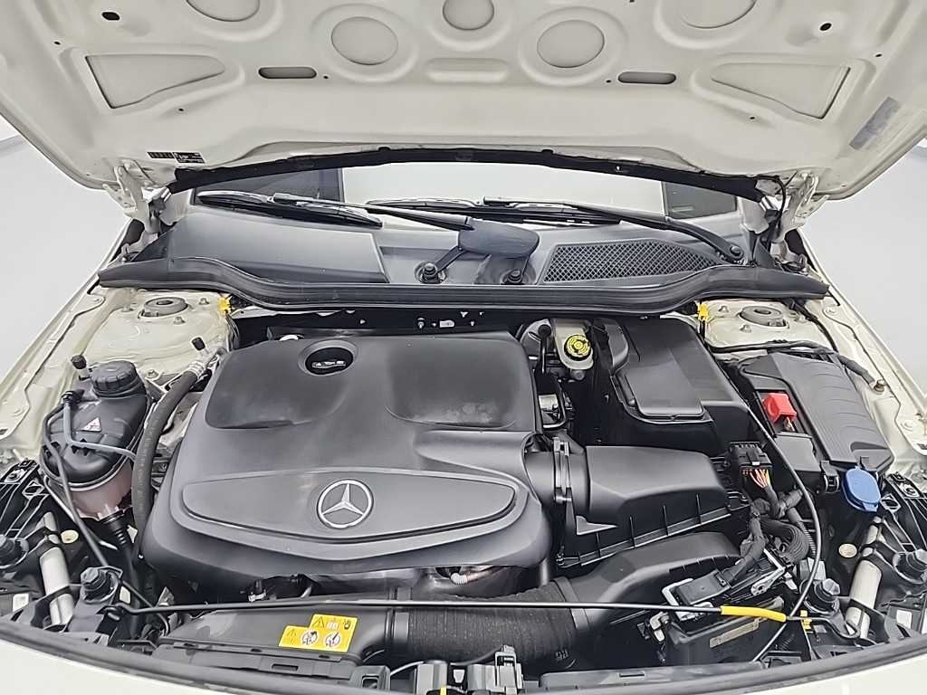 Mercedes Benz A Class - Vista 5