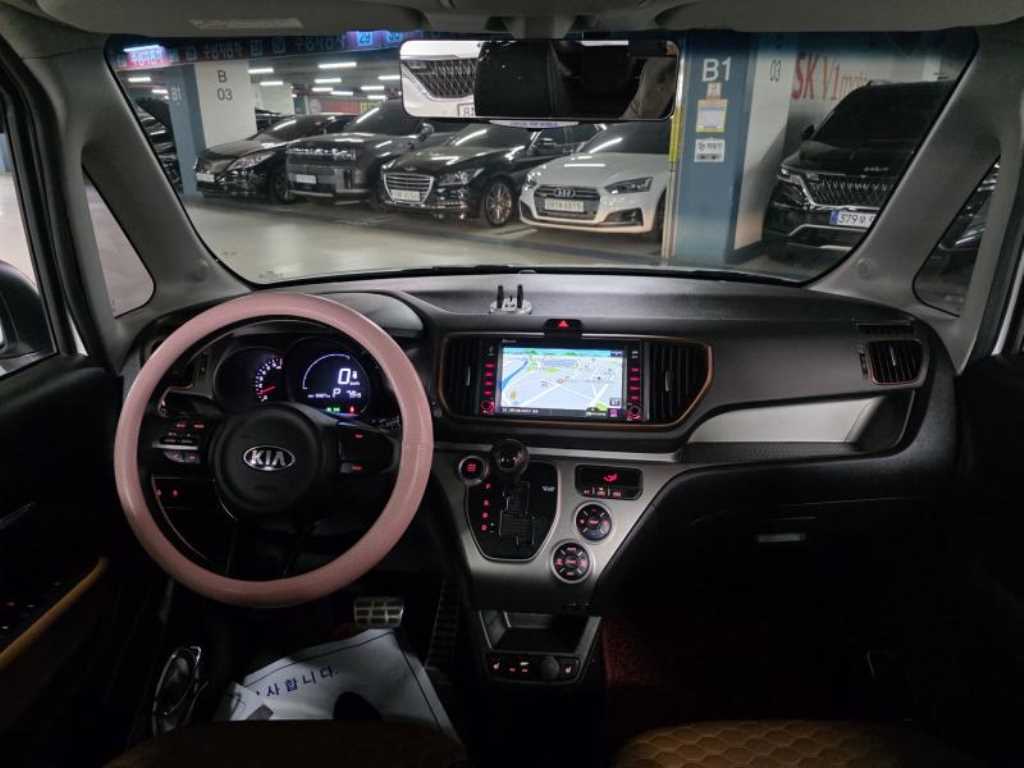 KIA Ray - Vista 9