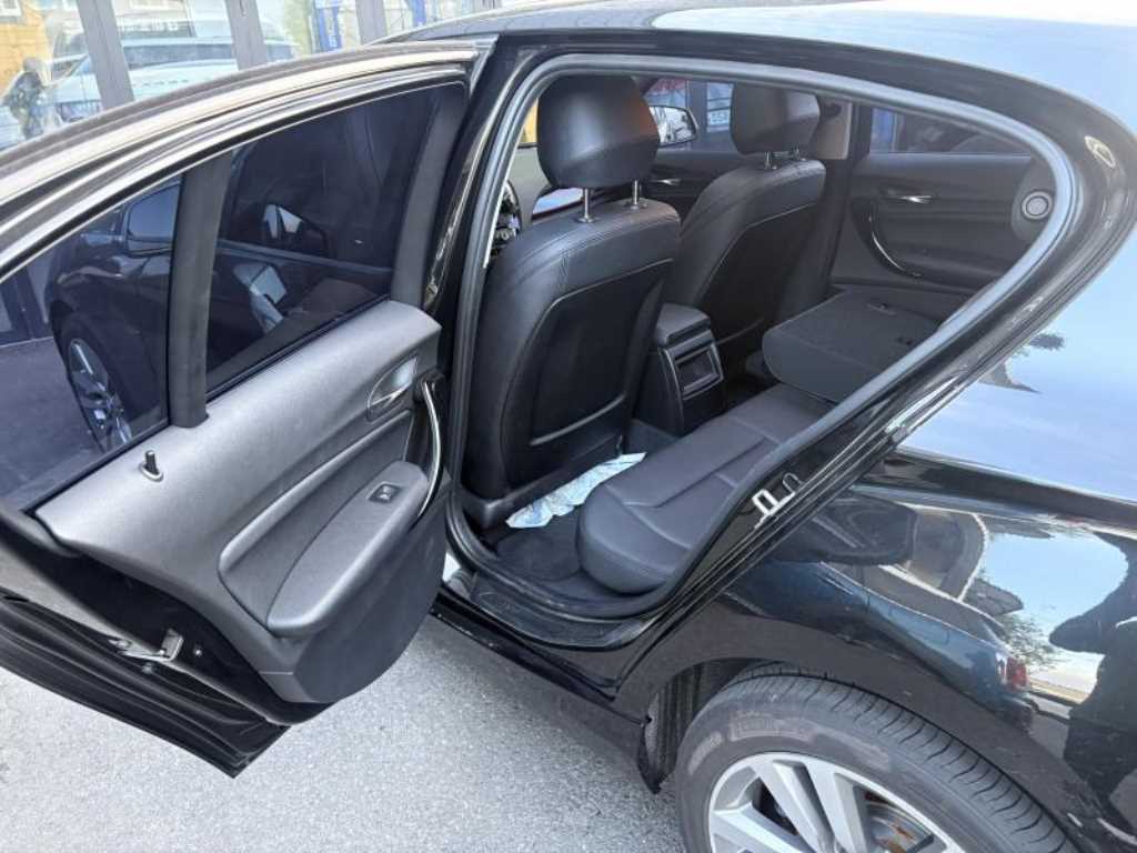 BMW 1 series 2016 Negro - Importación desde Corea - HF Imports Iquique - Foto 16