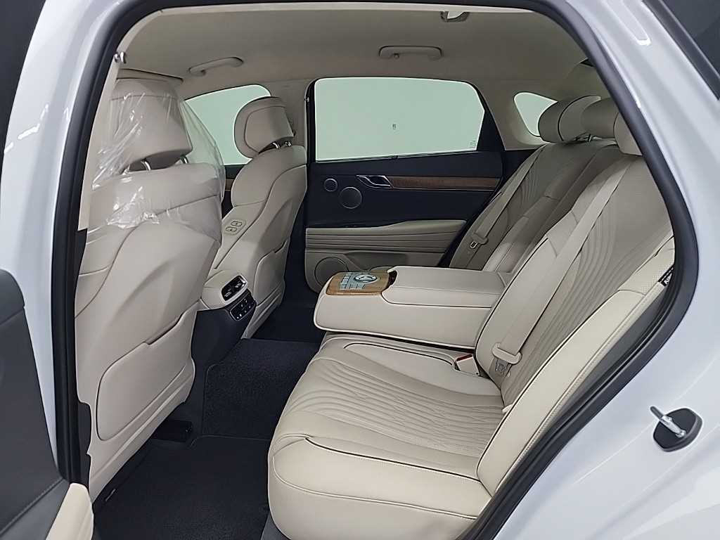 Genesis G80 - Vista 12