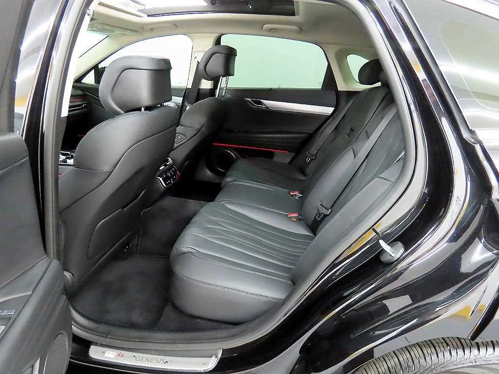 Genesis G80 - Vista 6