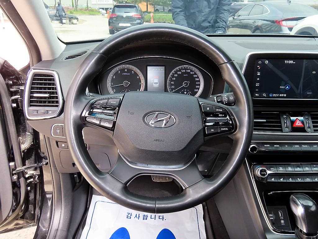 HYUNDAI Grandeur - Vista 8