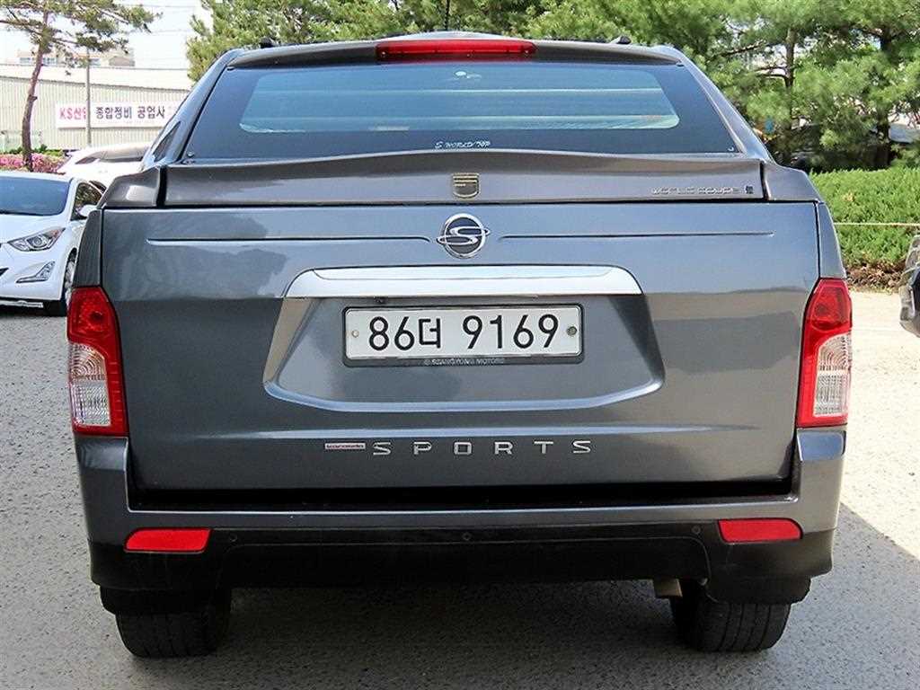 Ssangyong Korando - Vista 4