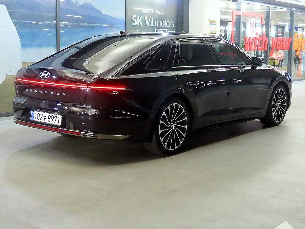 HYUNDAI Grandeur - Vista 4