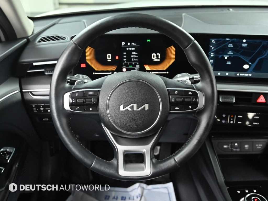KIA K5 - Vista 12