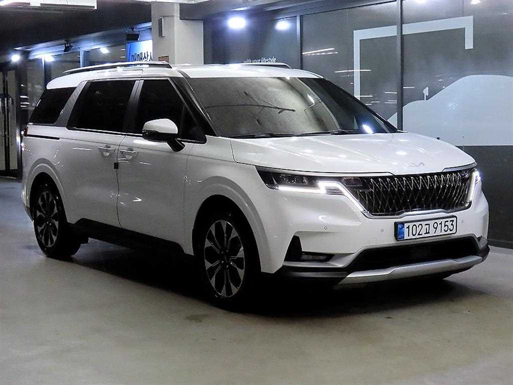 KIA Carnival 2023 Blanco - Importación desde Corea - HF Imports Iquique - Foto 1