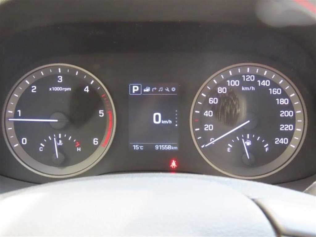 HYUNDAI Tucson - Vista 5