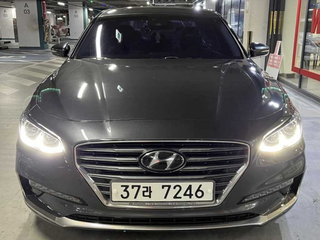 HYUNDAI Grandeur - Vista 2