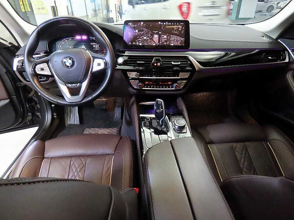 BMW 5 Series - Vista 10