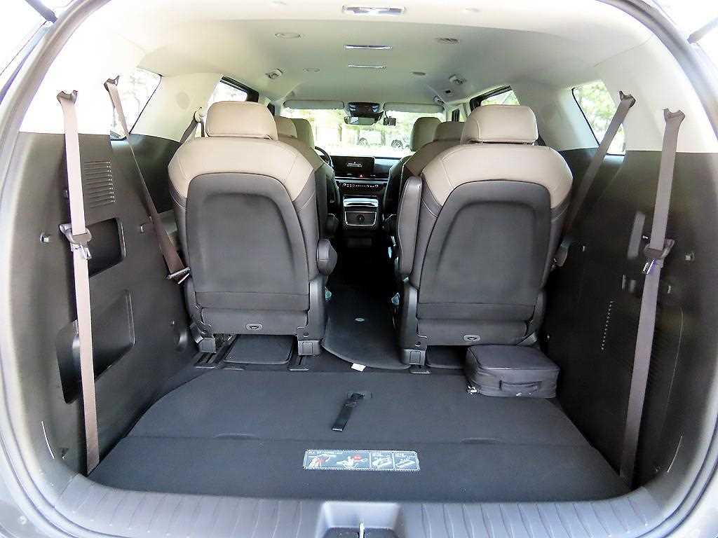 KIA Carnival 2024 Negro - Importación desde Corea - HF Imports Iquique - Foto 18