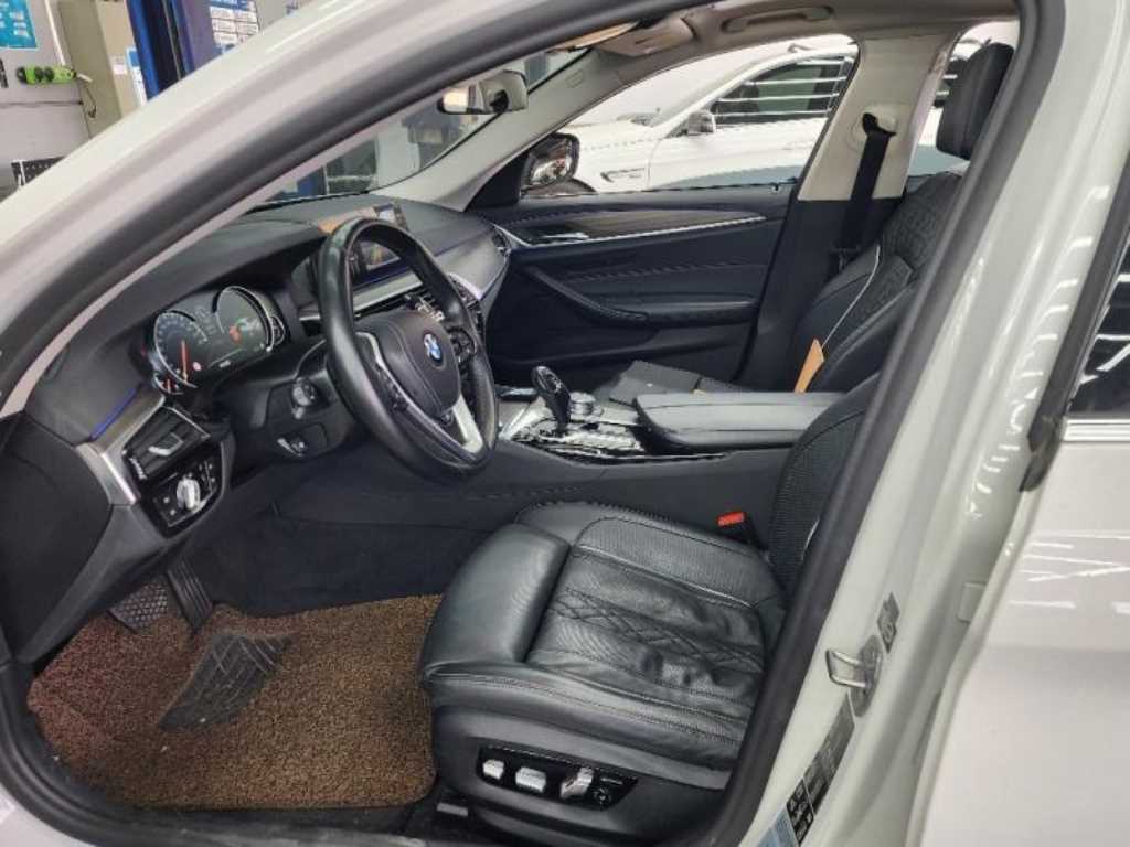 BMW 5 Series - Vista 12