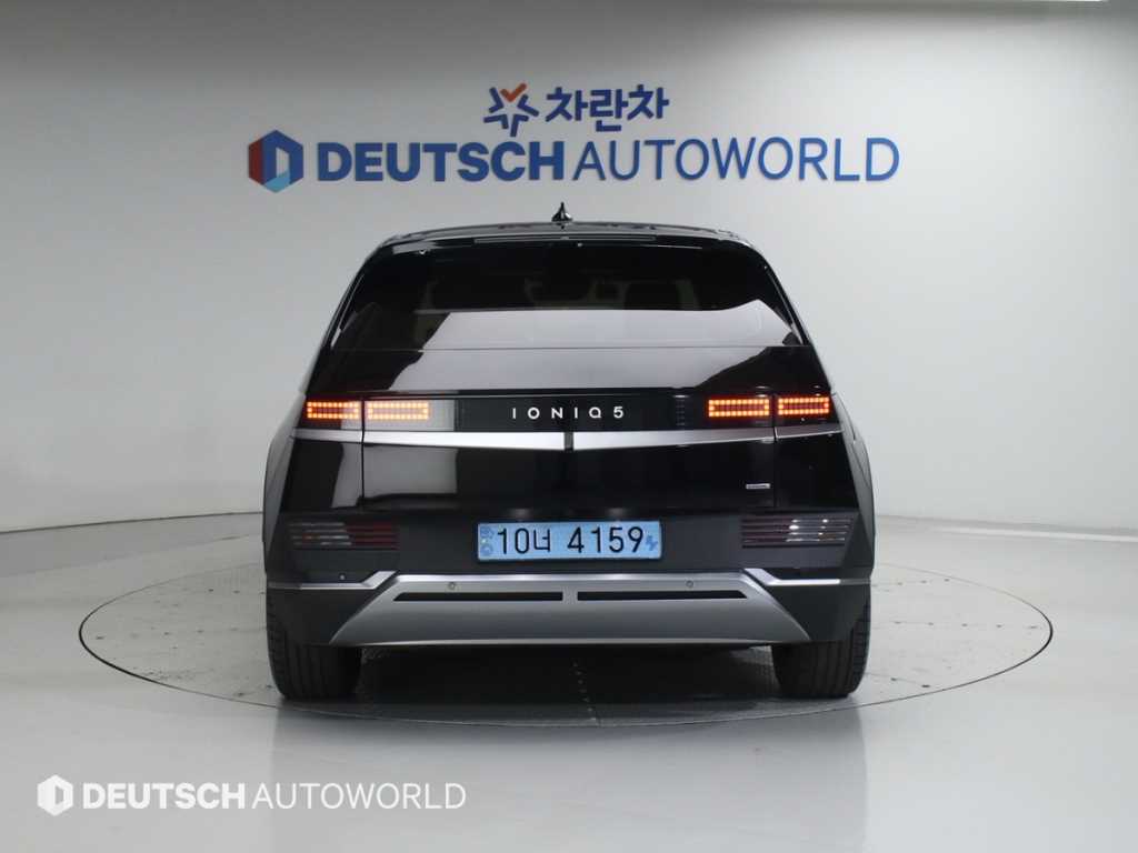 HYUNDAI Ioniq 5 - Vista 4