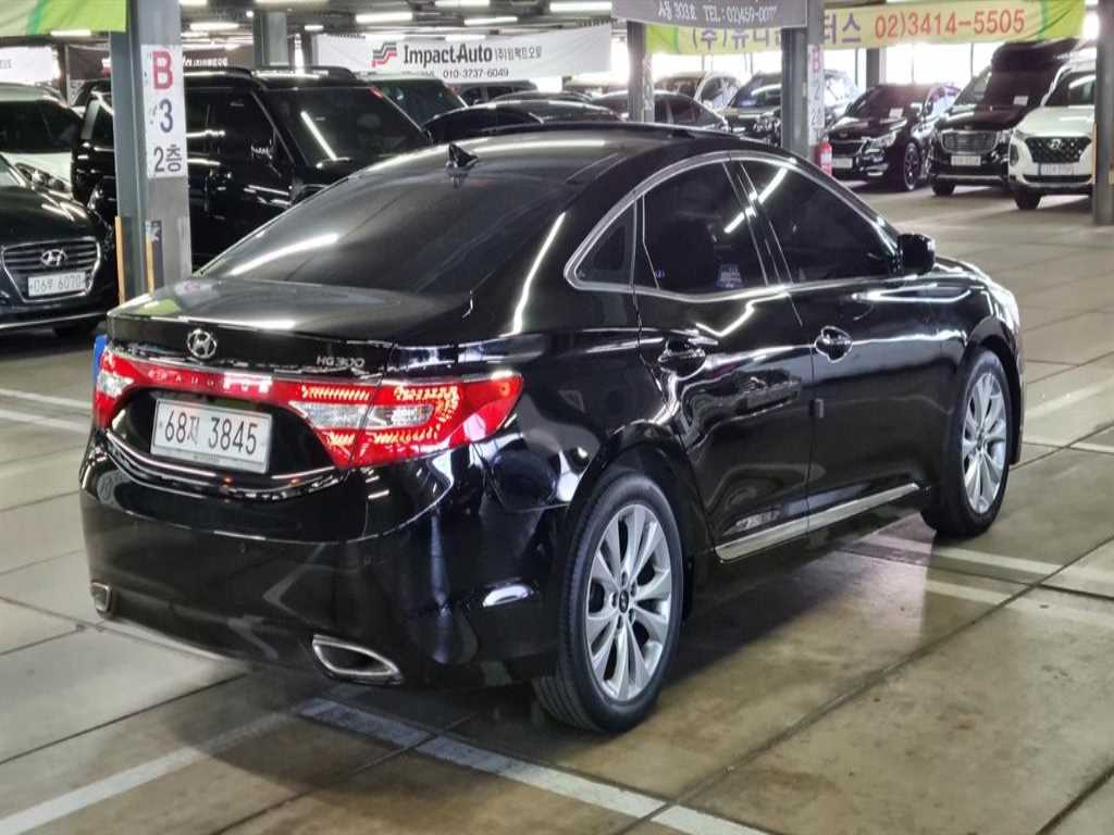 HYUNDAI Grandeur - Vista 4