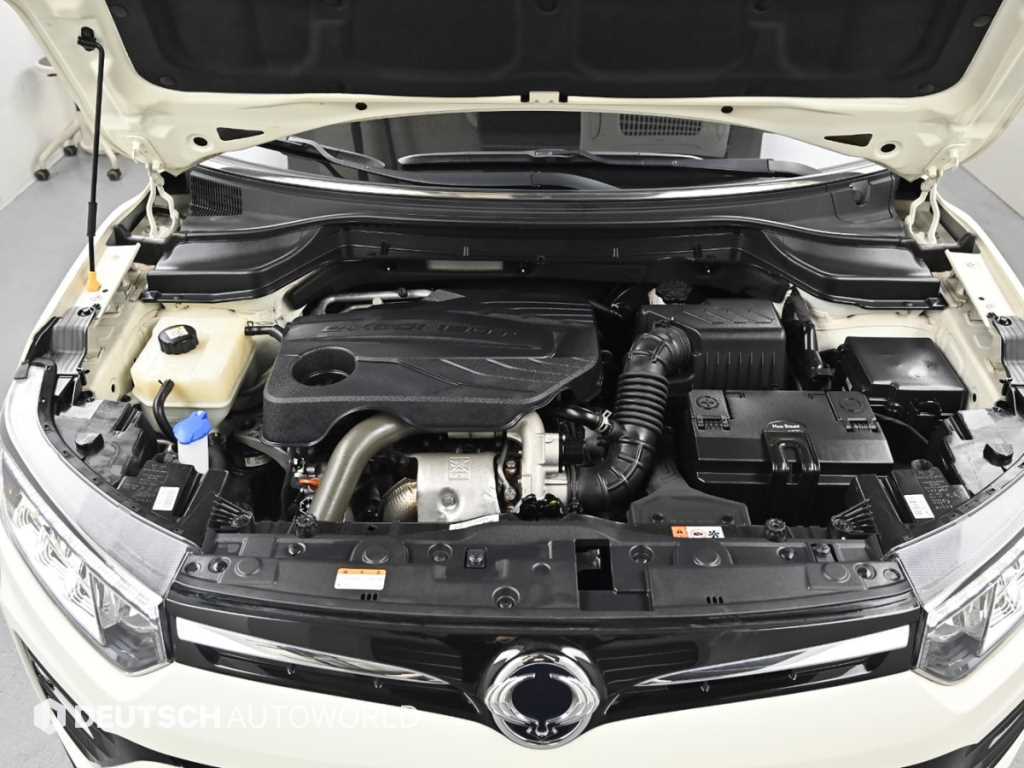 Ssangyong Tivoli - Vista 6