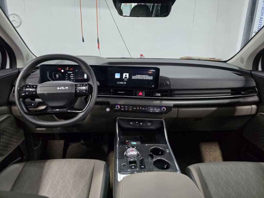 KIA Carnival - Vista 4