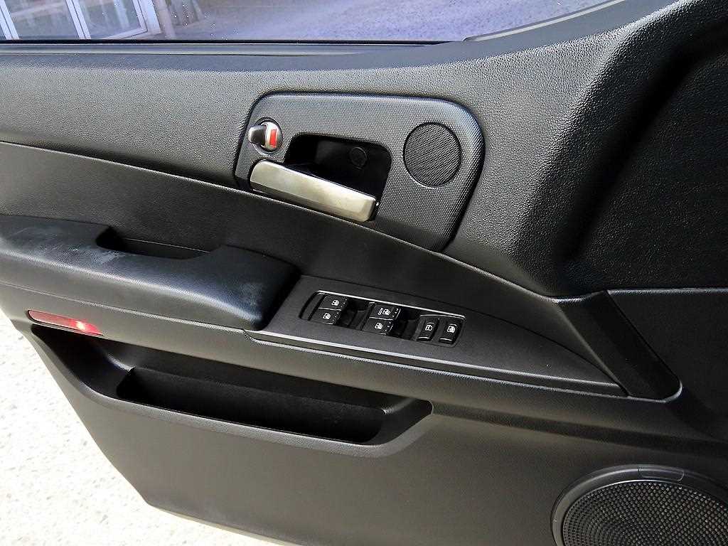 Ssangyong Korando - Vista 11