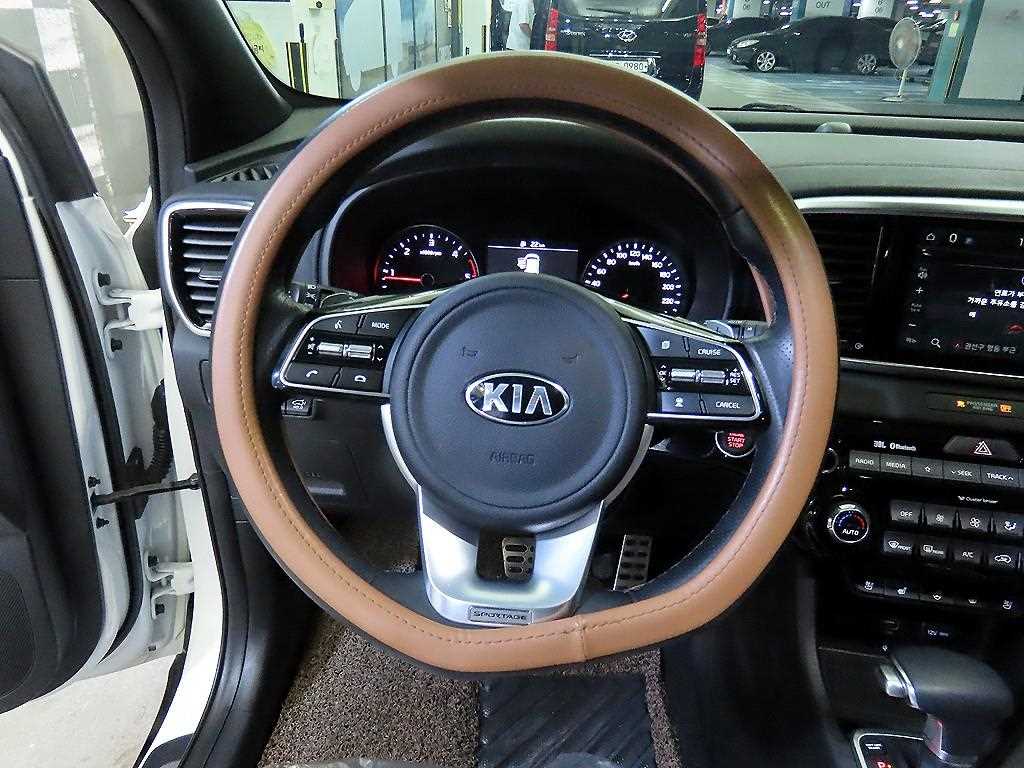 KIA Sportage - Vista 8