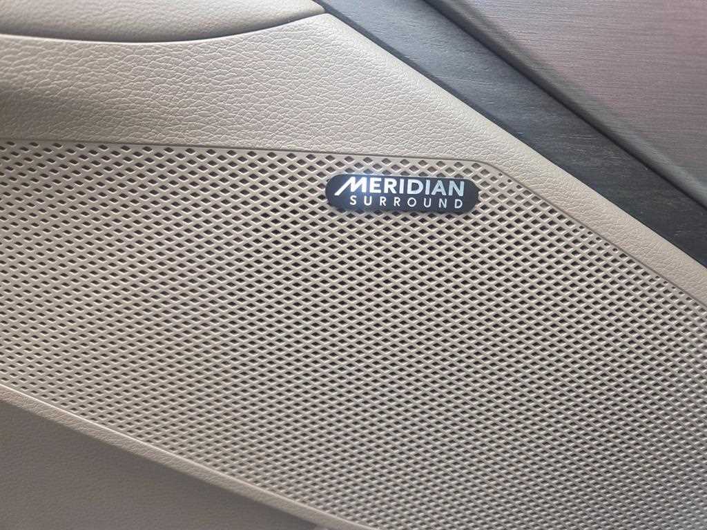KIA K8 - Vista 5