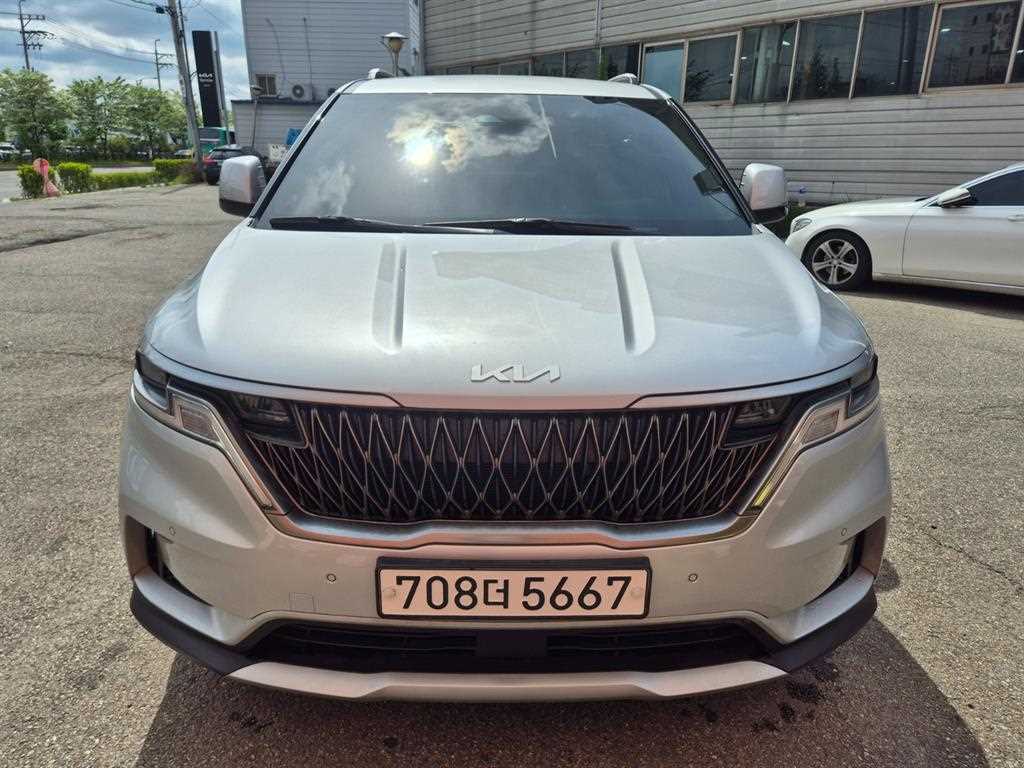 KIA Carnival - Vista 3