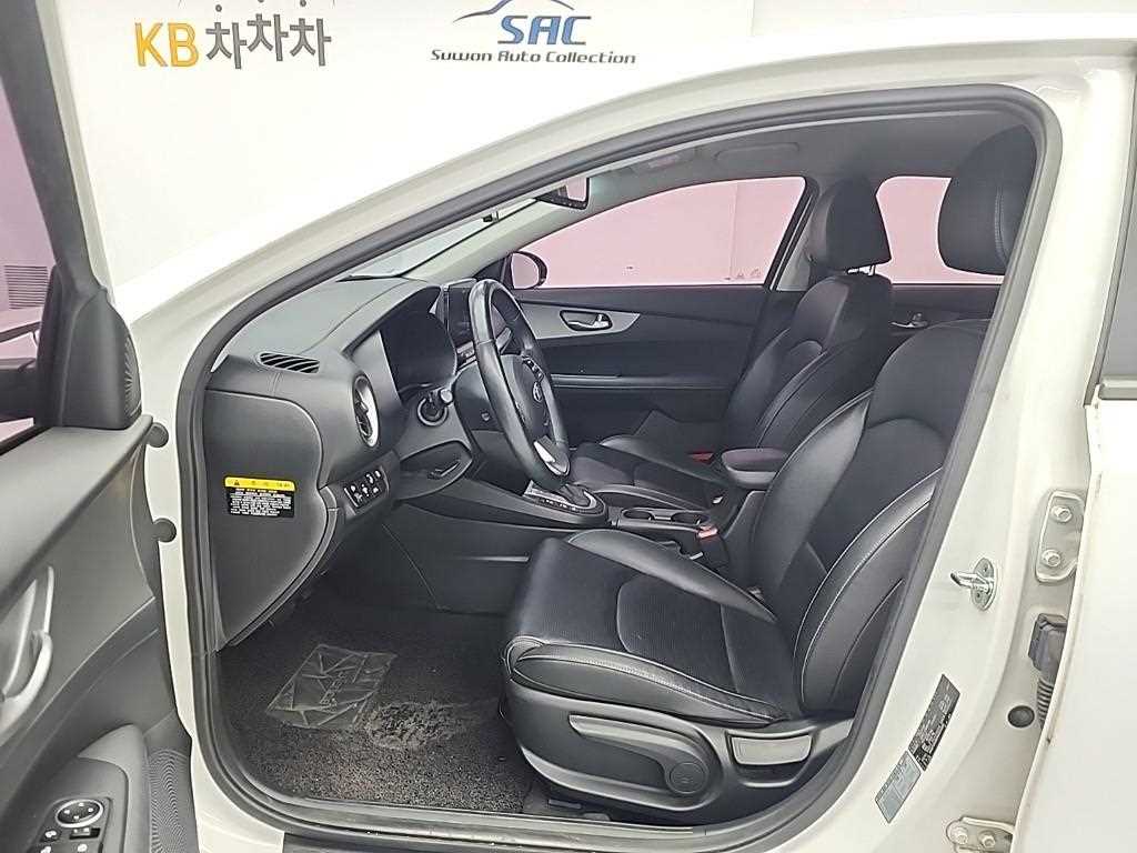 KIA K3 - Vista 11