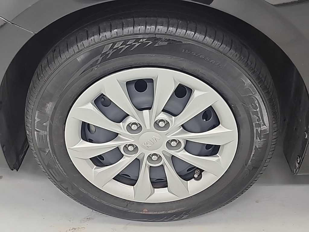 KIA K3 2019 Negro - Importación desde Corea - HF Imports Iquique - Foto 19