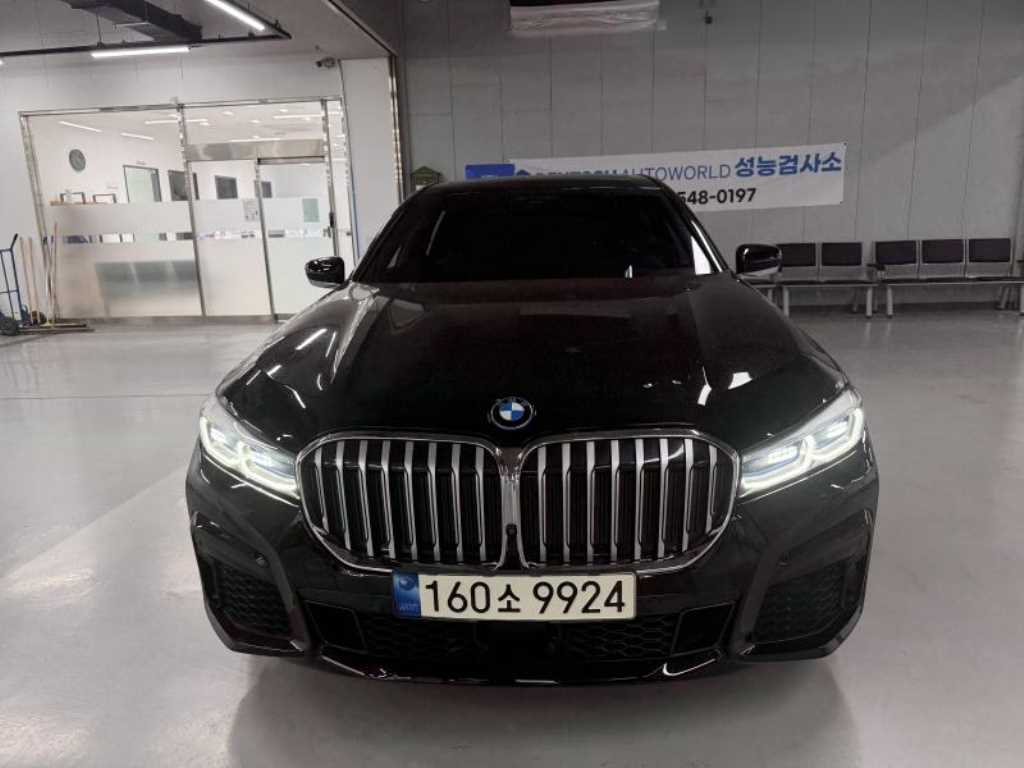 BMW 7 Series 2022 Negro - Importación desde Corea - HF Imports Iquique - Foto 1