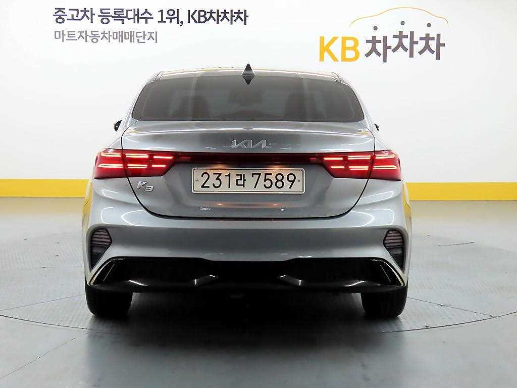 KIA K3 - Vista 3
