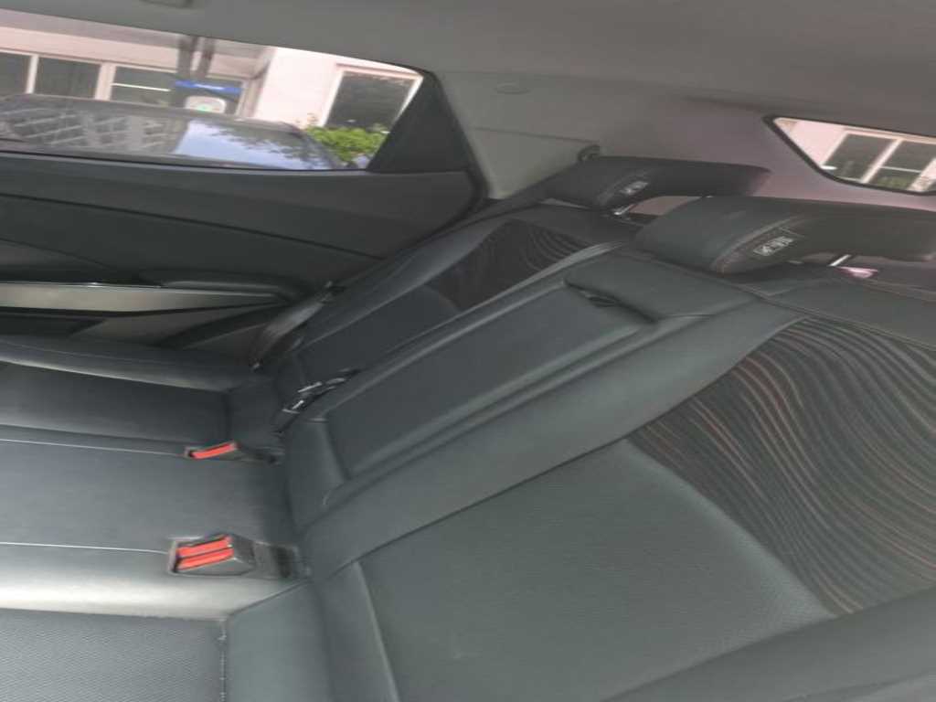 Ssangyong Tivoli - Vista 10