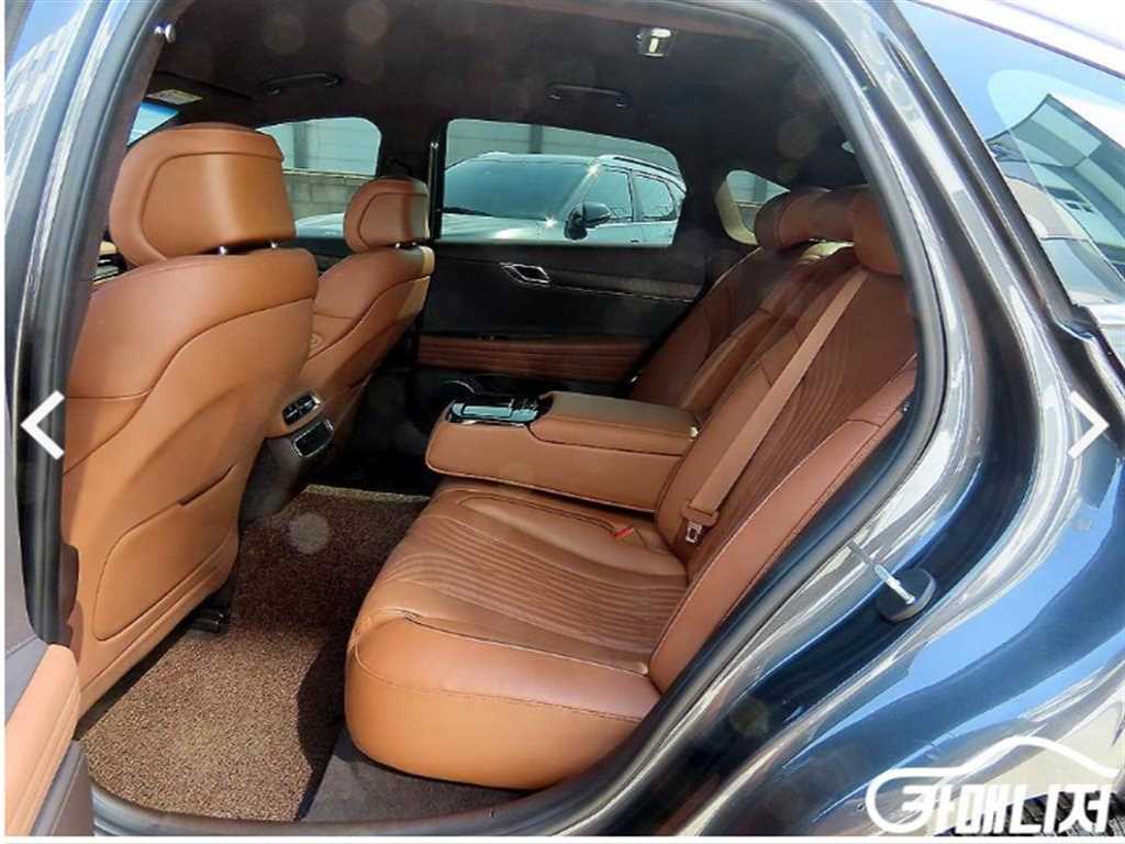 Genesis G80 - Vista 7