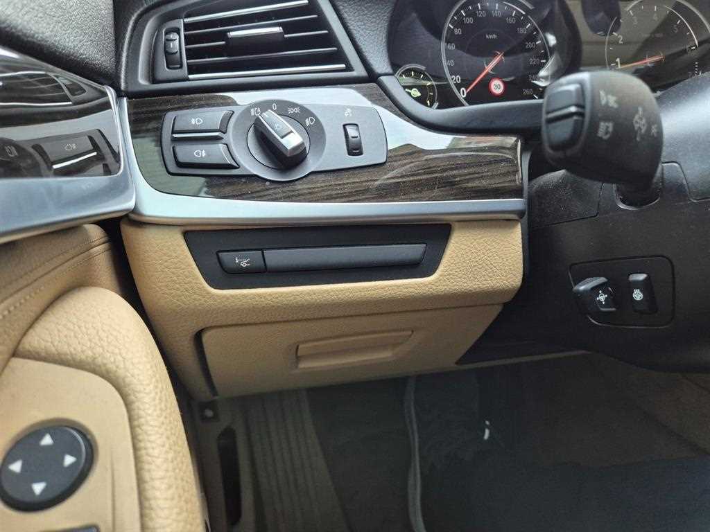 BMW 5 Series - Vista 9