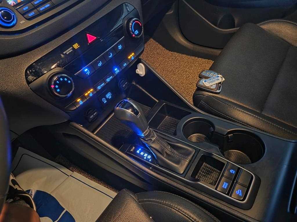 HYUNDAI Tucson 2017 Plateado - Importación desde Corea - HF Imports Iquique - Foto 14