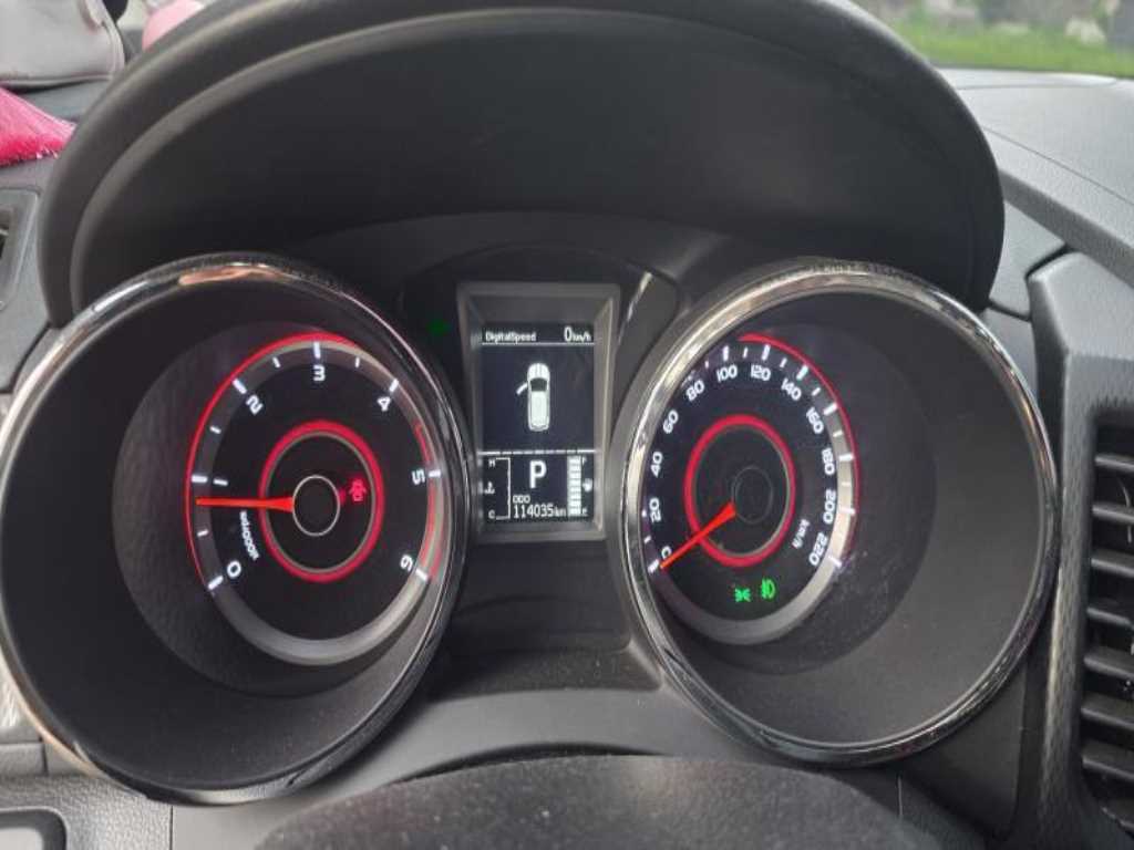 Ssangyong Tivoli - Vista 7