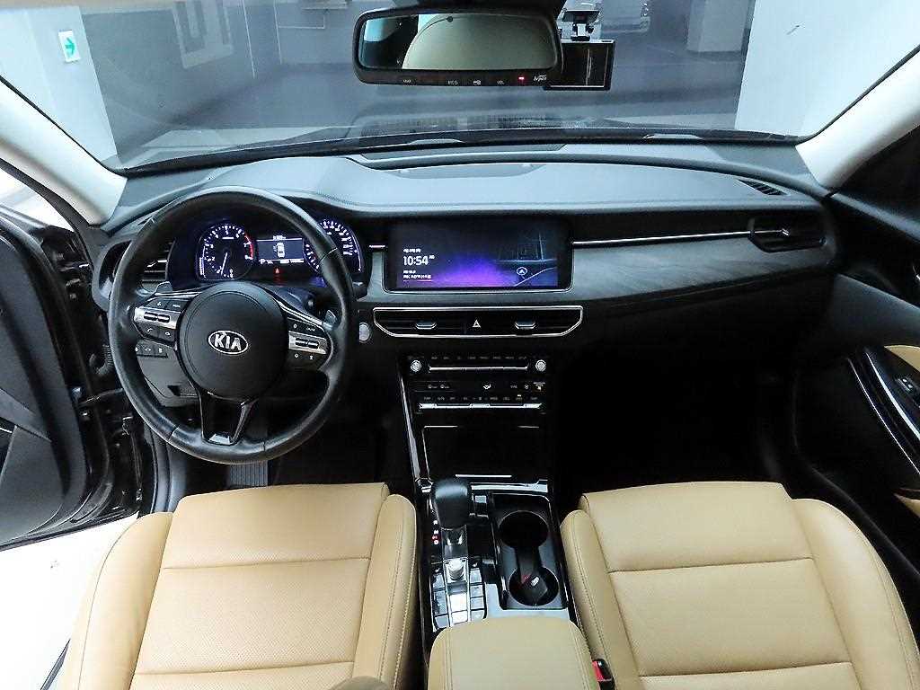 KIA K7 - Vista 8