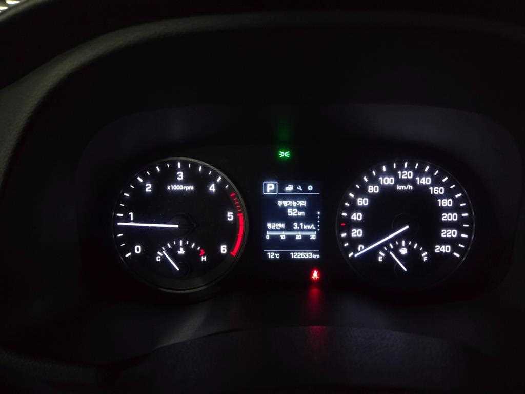 HYUNDAI Tucson - Vista 11