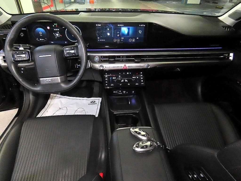 HYUNDAI Grandeur - Vista 10