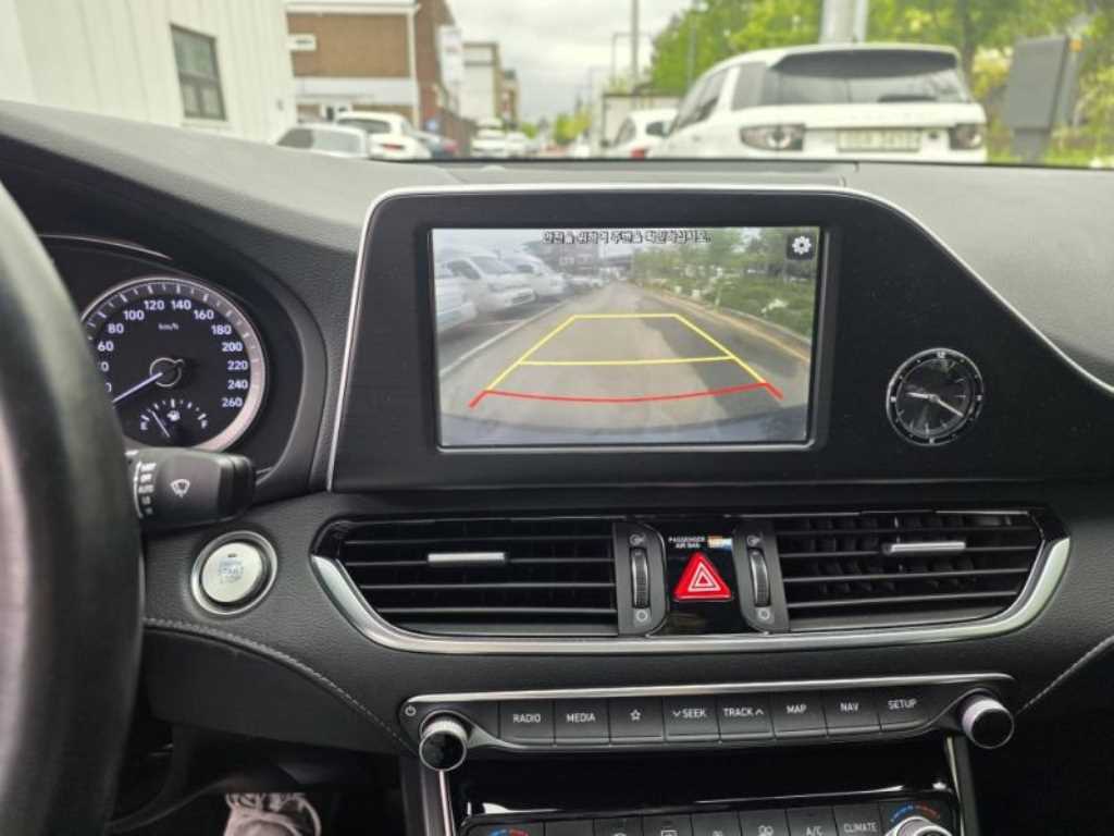 HYUNDAI Grandeur - Vista 6