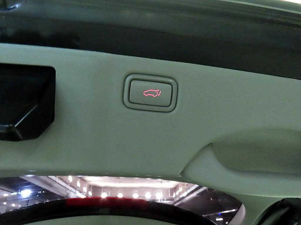 KIA Carnival 2019 Negro - Importación desde Corea - HF Imports Iquique - Foto 15