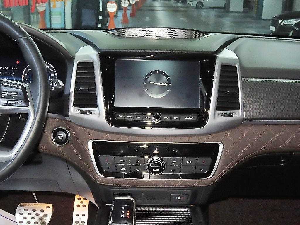 Ssangyong Rexton - Vista 11