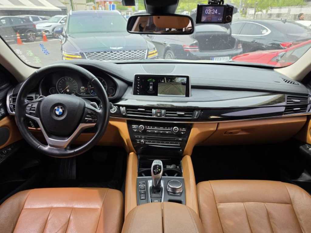 BMW X6 - Vista 5