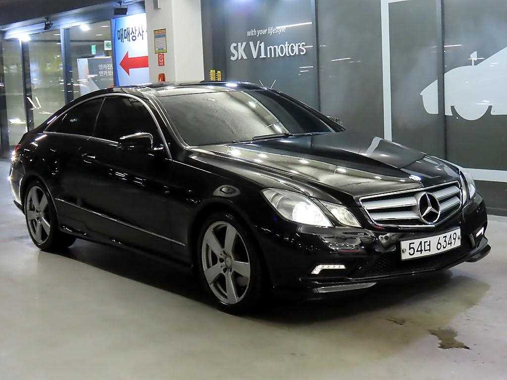 Mercedes Benz E class 2011 Negro - Importación desde Corea - HF Imports Iquique - Foto 1