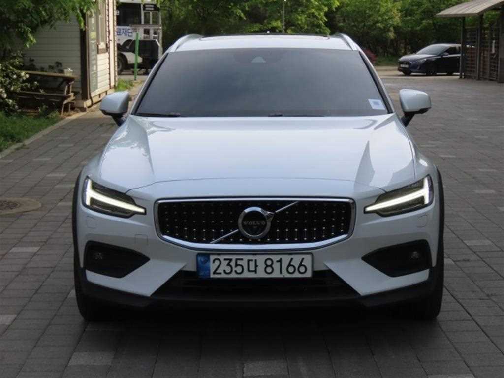 Volvo V60 2021 Blanco - Importación desde Corea - HF Imports Iquique - Foto 1