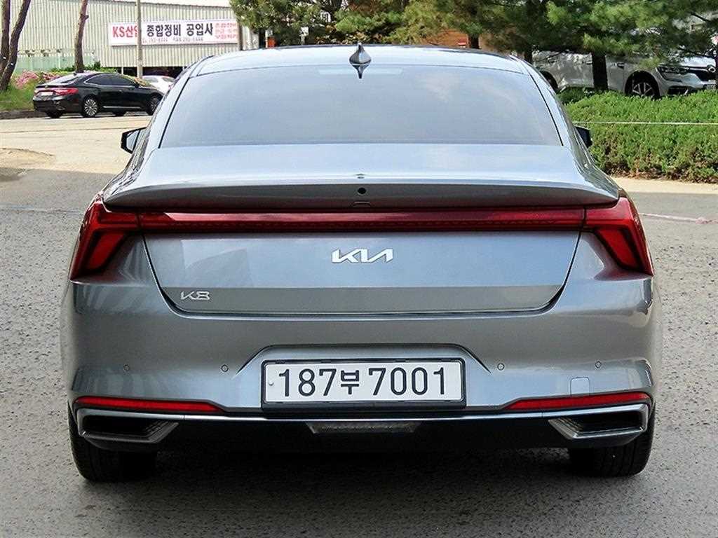 KIA K8 - Vista 4
