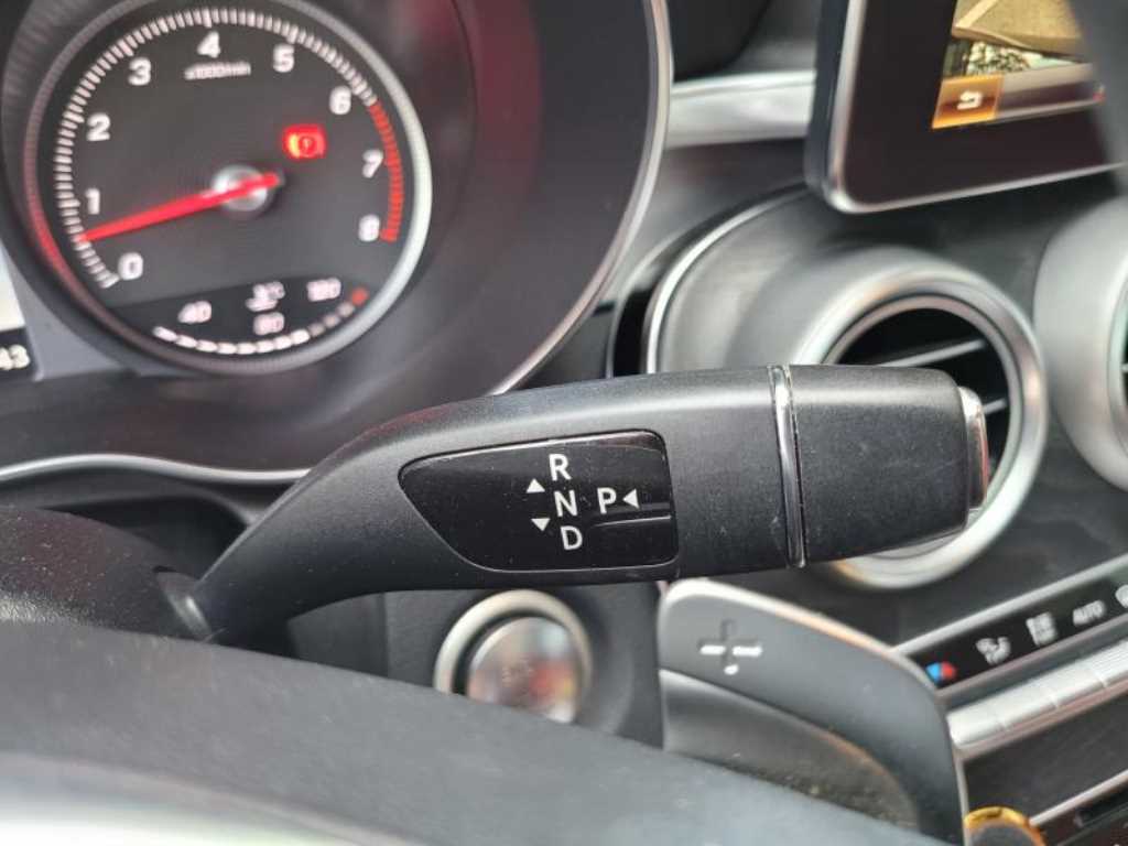 Mercedes Benz C Class - Vista 10