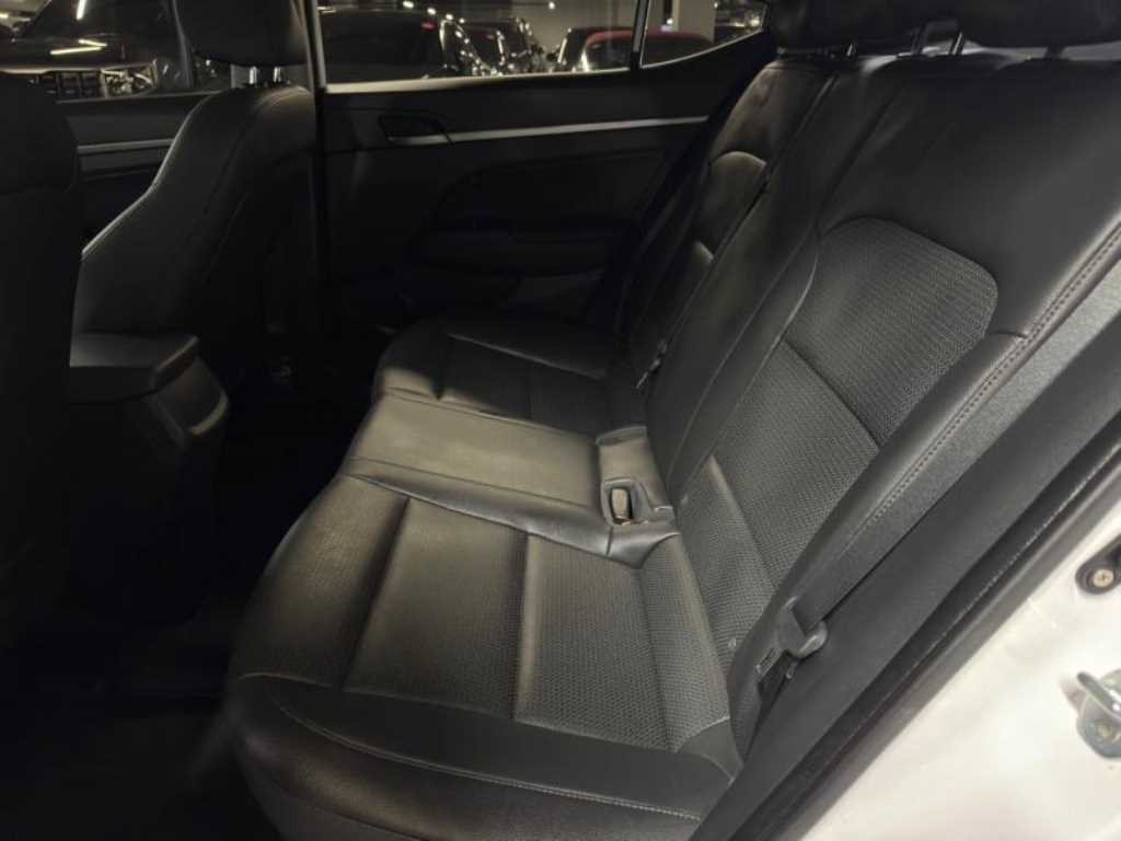 HYUNDAI Avante 2018 - Importación desde Corea - HF Imports Iquique - Foto 17