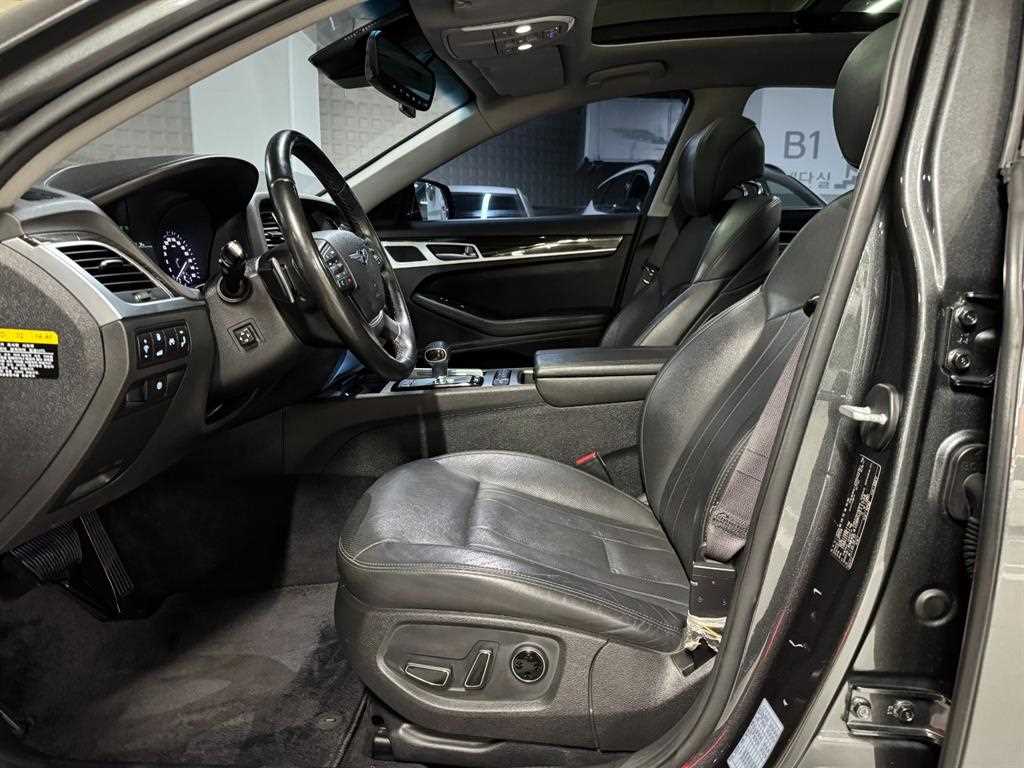 Genesis G80 - Vista 6