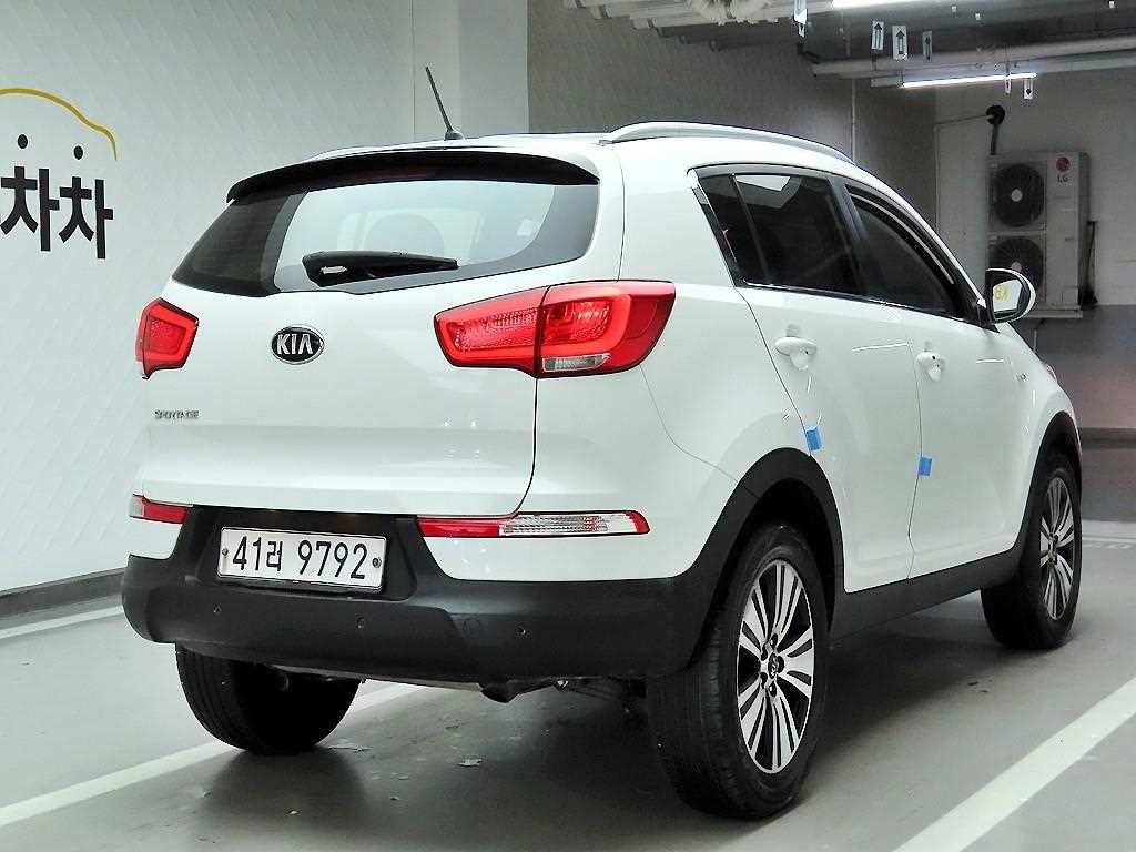 KIA Sportage - Vista 4