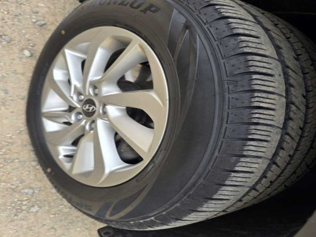 HYUNDAI Tucson - Vista 11