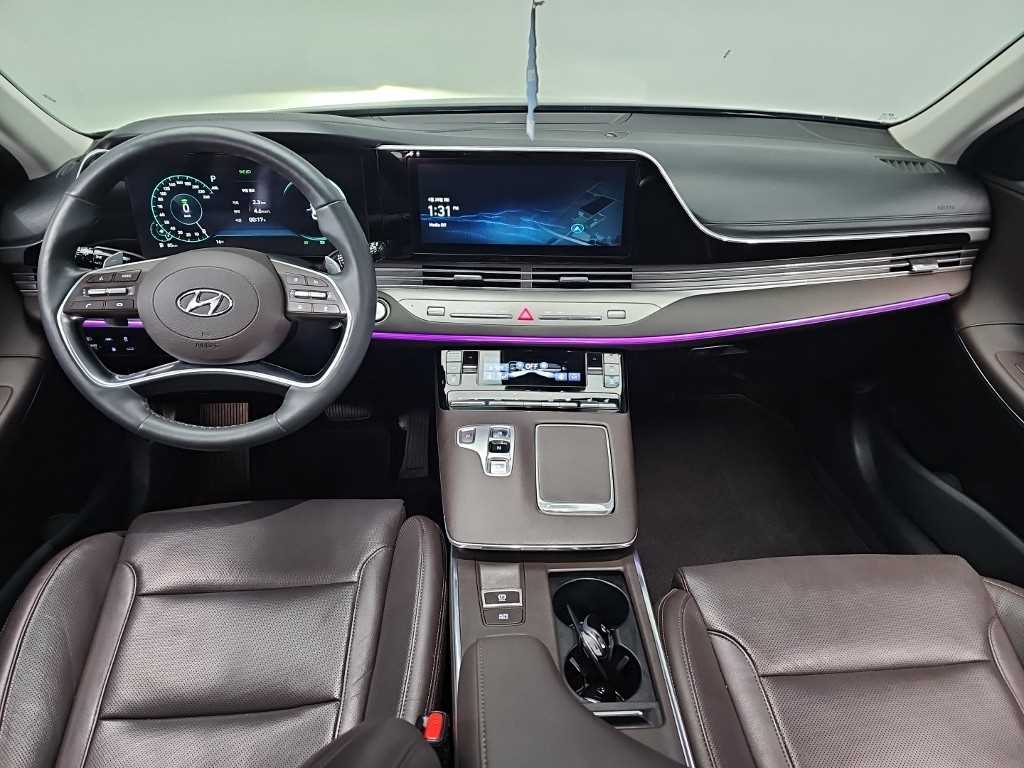 HYUNDAI Grandeur - Vista 7
