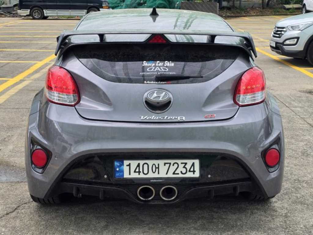 HYUNDAI Veloster - Vista 5