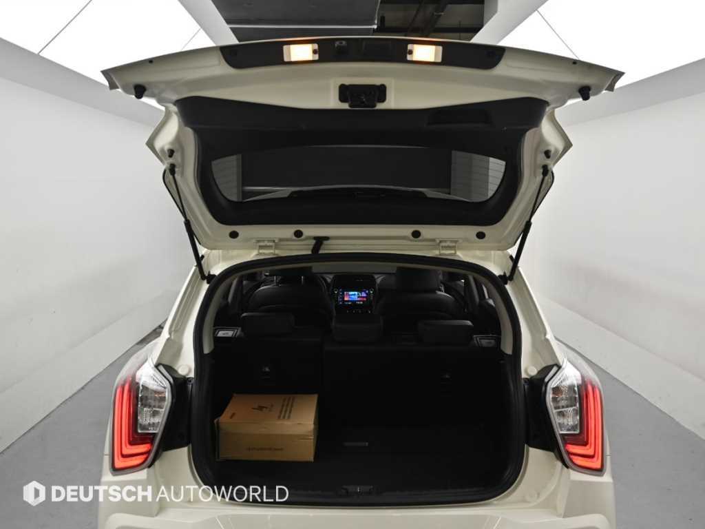 Ssangyong Tivoli 2020 Blanco - Importación desde Corea - HF Imports Iquique - Foto 19